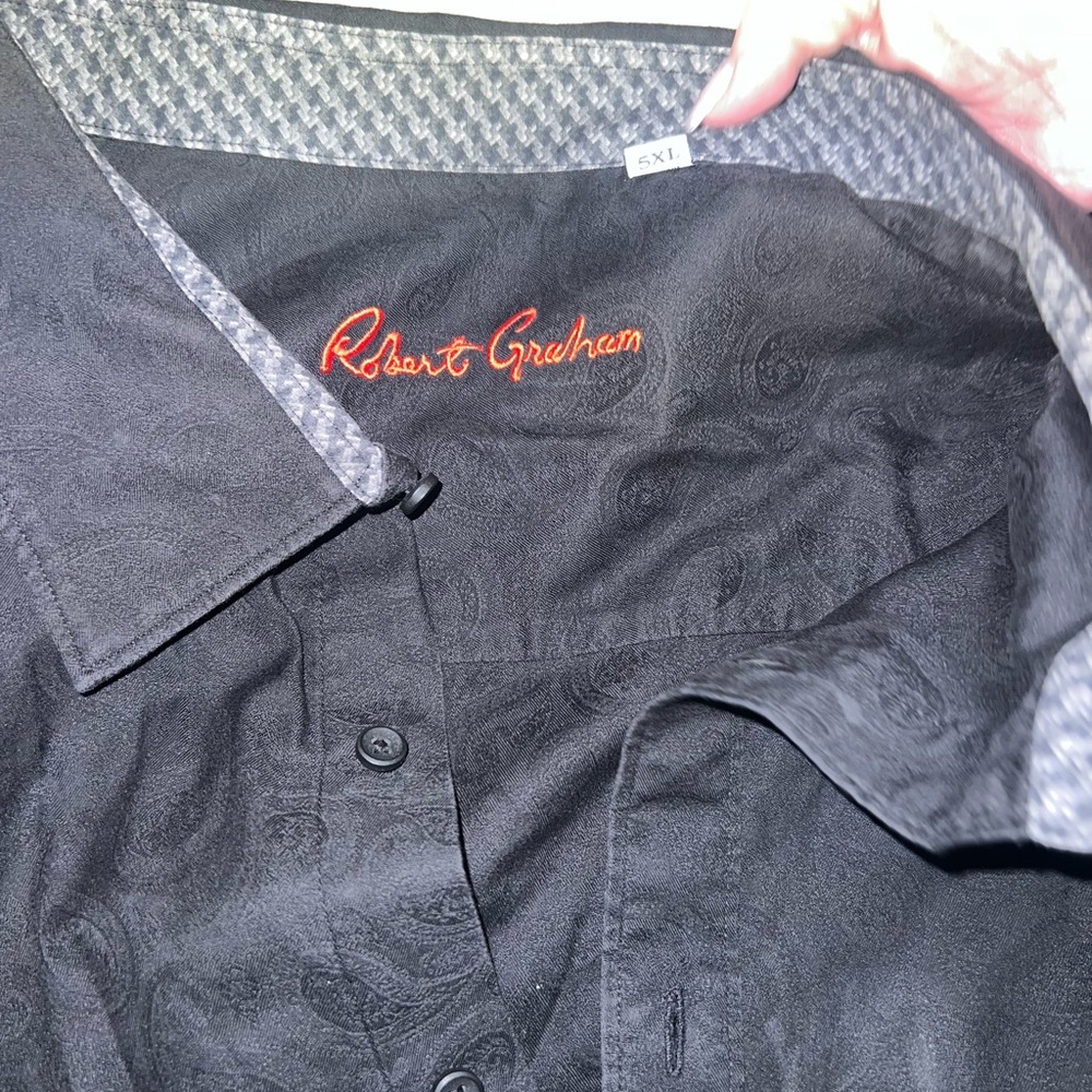 Robert Graham Elegant Black Paisley Button Down Dress Shirt